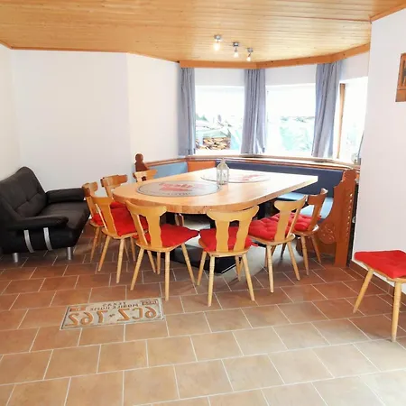 Large With Garden And Balcony In Oetztal Feriehus