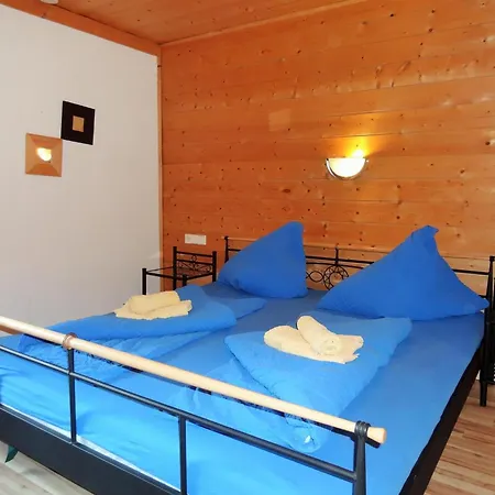 Large With Garden And Balcony In Oetztal Feriehus