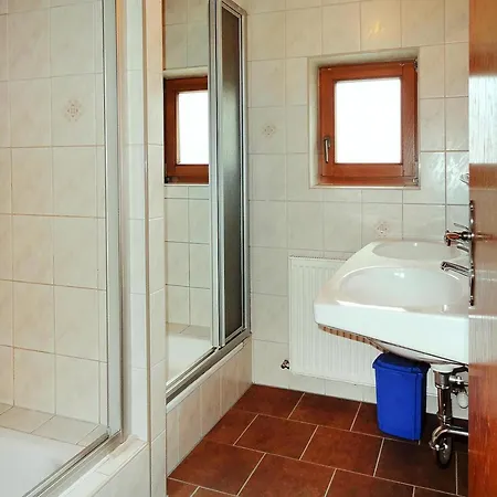 Large With Garden And Balcony In Oetztal Feriehus *